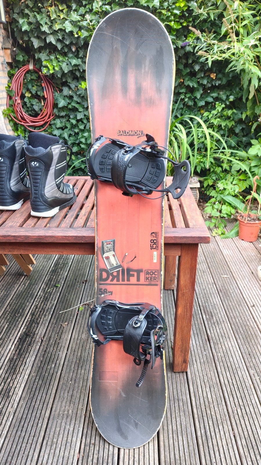 Salomon Rocker Snowboard 158 met bindingen en schoenen, Ophalen of Verzenden, Gebruikt, Board