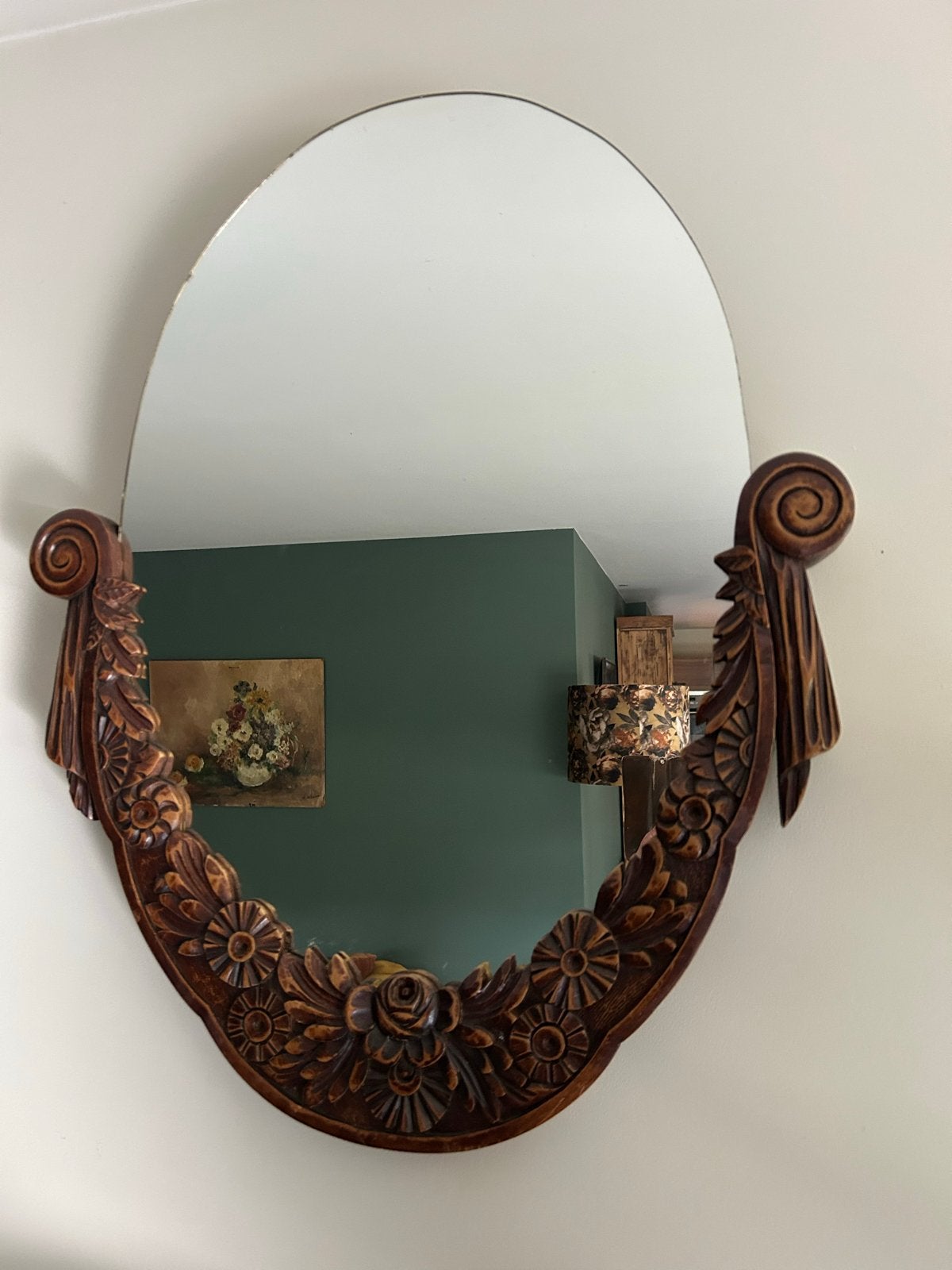 Antieke spiegel met houten guirlande 80x65 cm, Ophalen, Ovaal, 50 tot 100 cm, Minder dan 100 cm