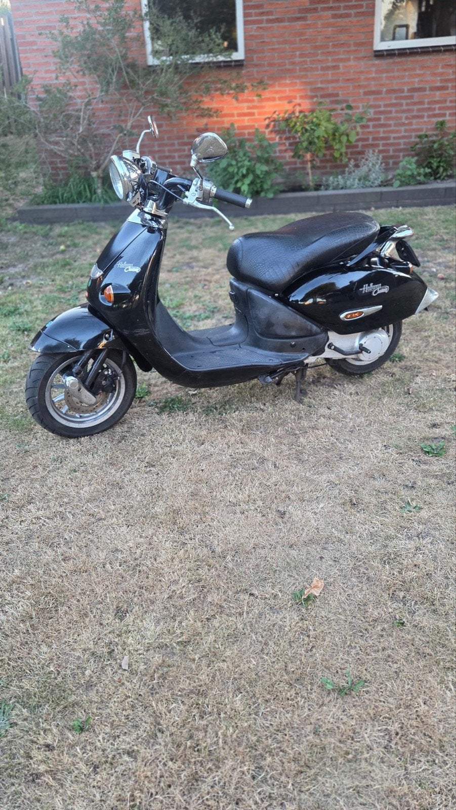 Aprilia Habana / moijito piaggio scooter, Fietsen en Brommers, Scooters | Aprilia, Ophalen, Overige modellen, Zo goed als nieuw