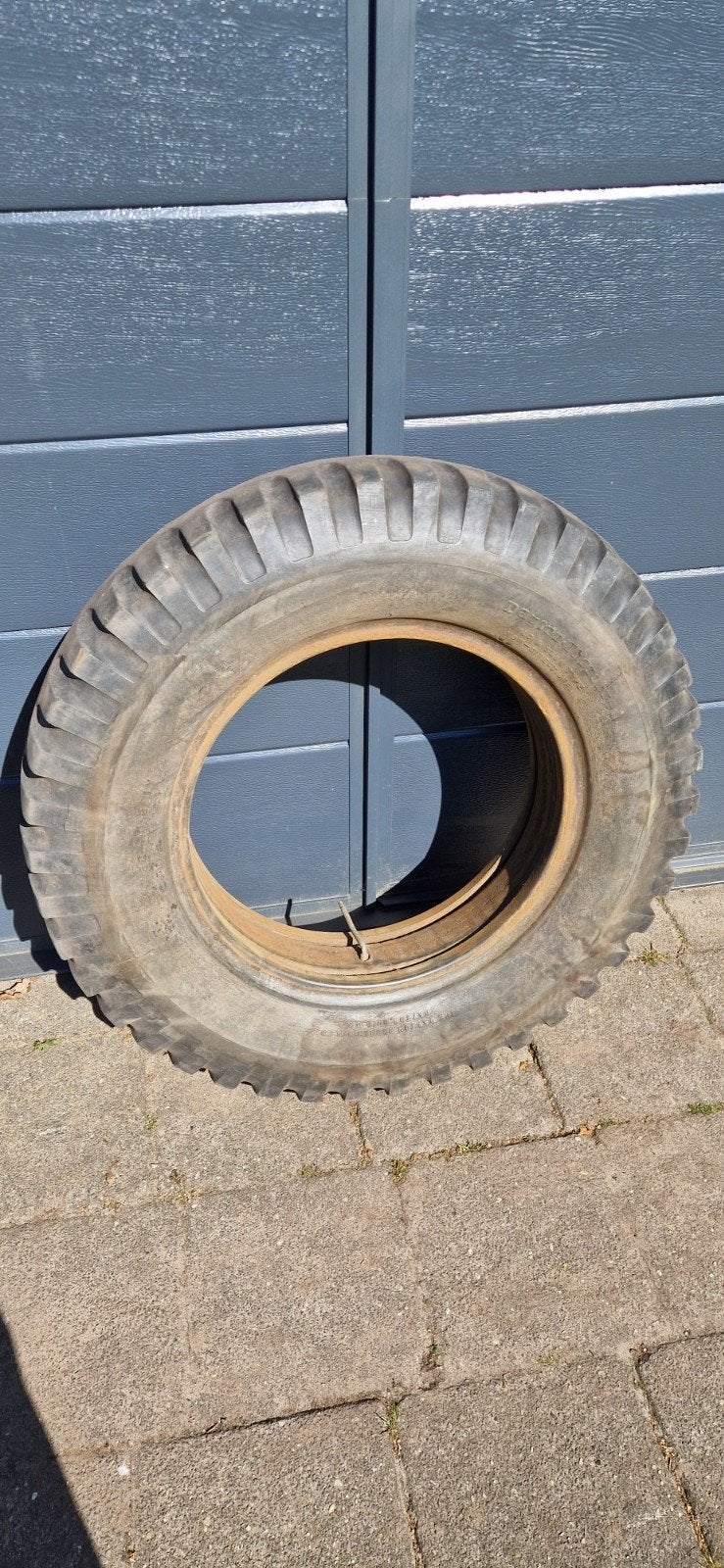 Banden GMC. 7.50-20 Vintage, Ophalen