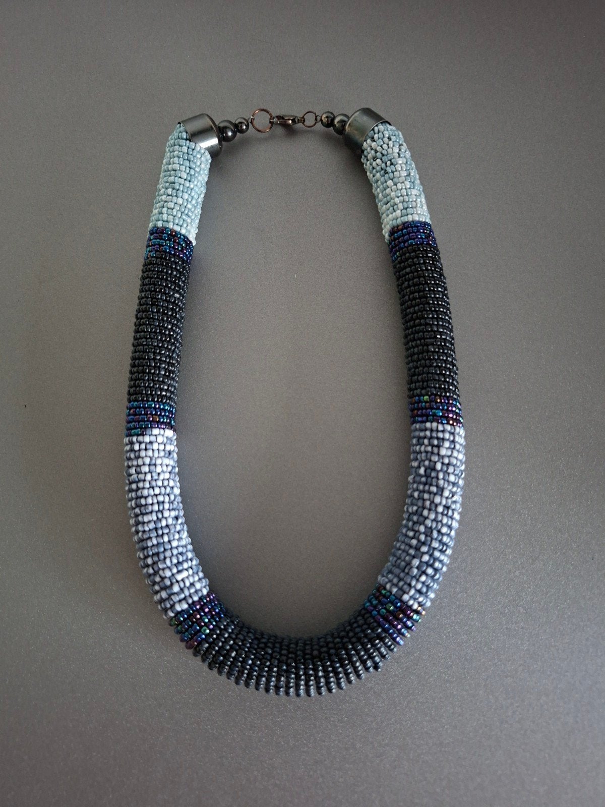 Handgemaakte Afrikaanse Kralenketting - Fairtrade, Ophalen of Verzenden, Nieuw, Overige kleuren, Overige materialen