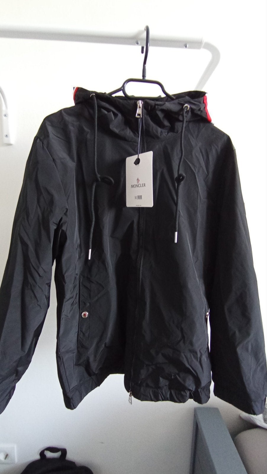 Moncler jas maat M - Nieuw met kaartjes, Verzenden