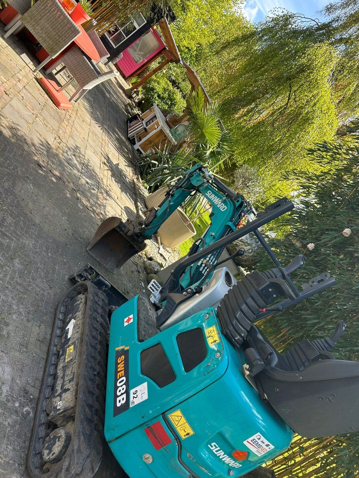 Mini graaf machine te huur van af 80 euro per dag