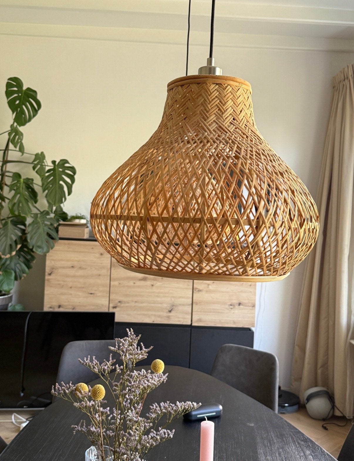 Rotan hanglamp - Set van 2 bamboe lampenkappen, Huis en Inrichting, Ophalen, Zo goed als nieuw, Natuurlijk materiaal, E27 (groot)