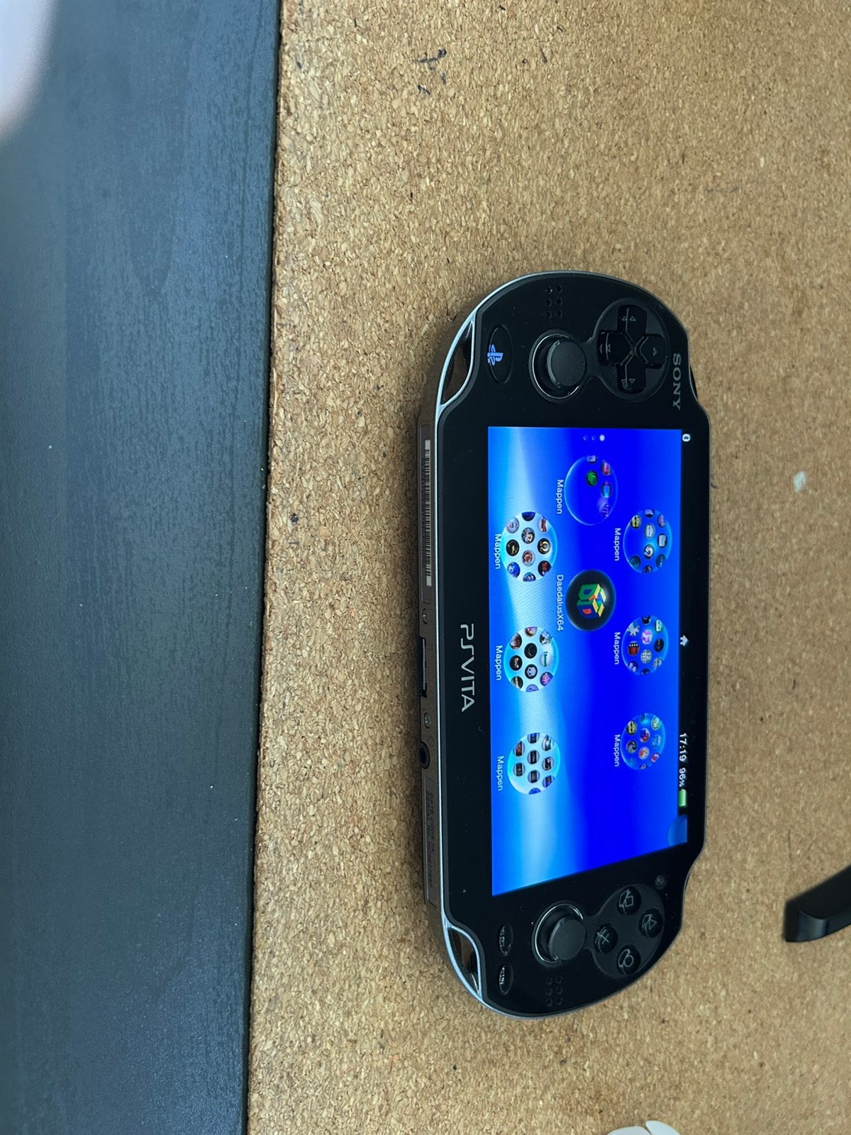 Ps vita jb, Spelcomputers en Games, Spelcomputers | Sony PlayStation Vita, Ophalen, Zo goed als nieuw