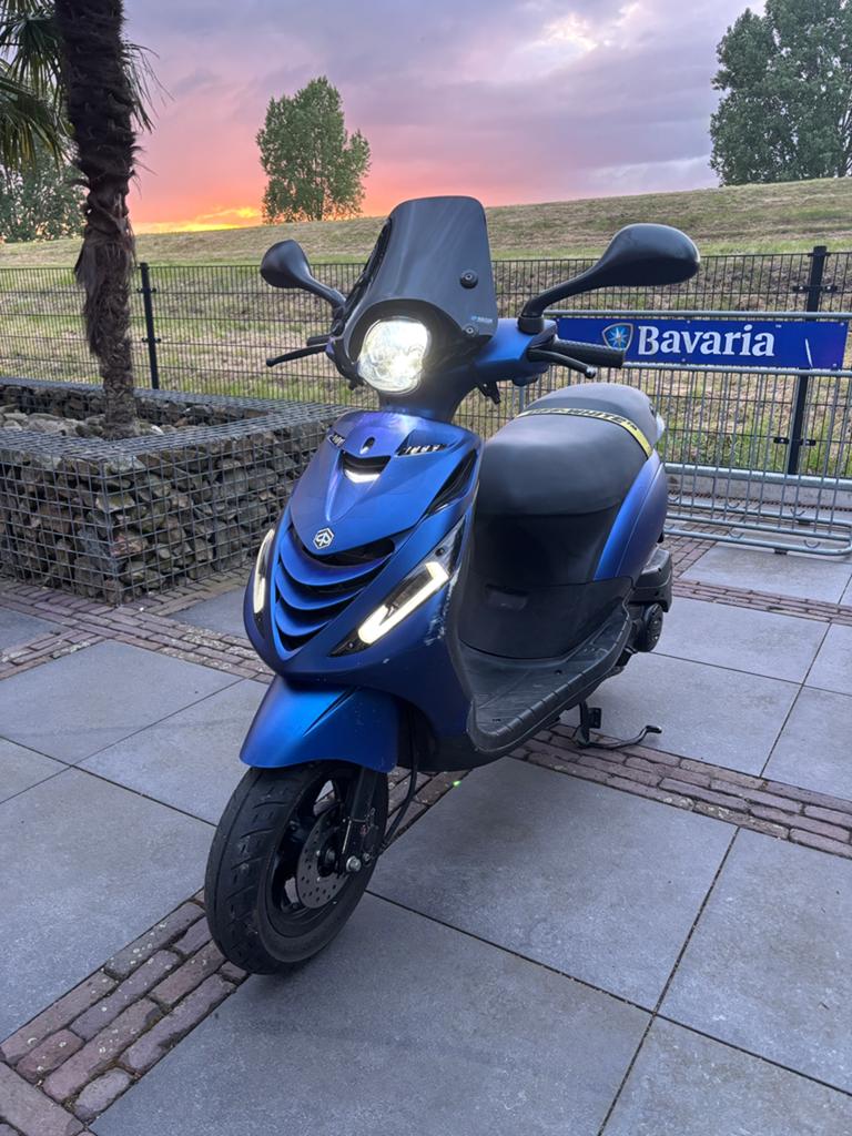 Zip iget 50cc 2019 - 7xxx km, Ophalen, Zo goed als nieuw, Benzine, Zip