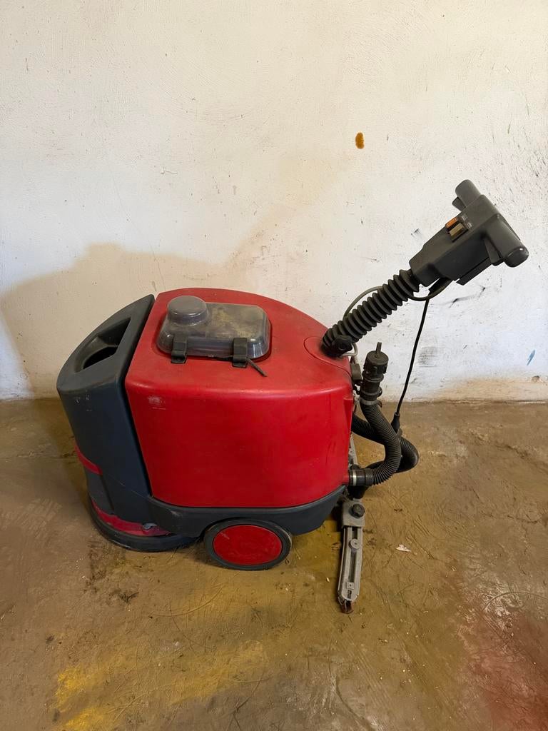 Professionele Schrobzuigmachine cleanfix, Doe-het-zelf en Verbouw, Reinigingsmachines, Ophalen, Gebruikt, Schrobmachine