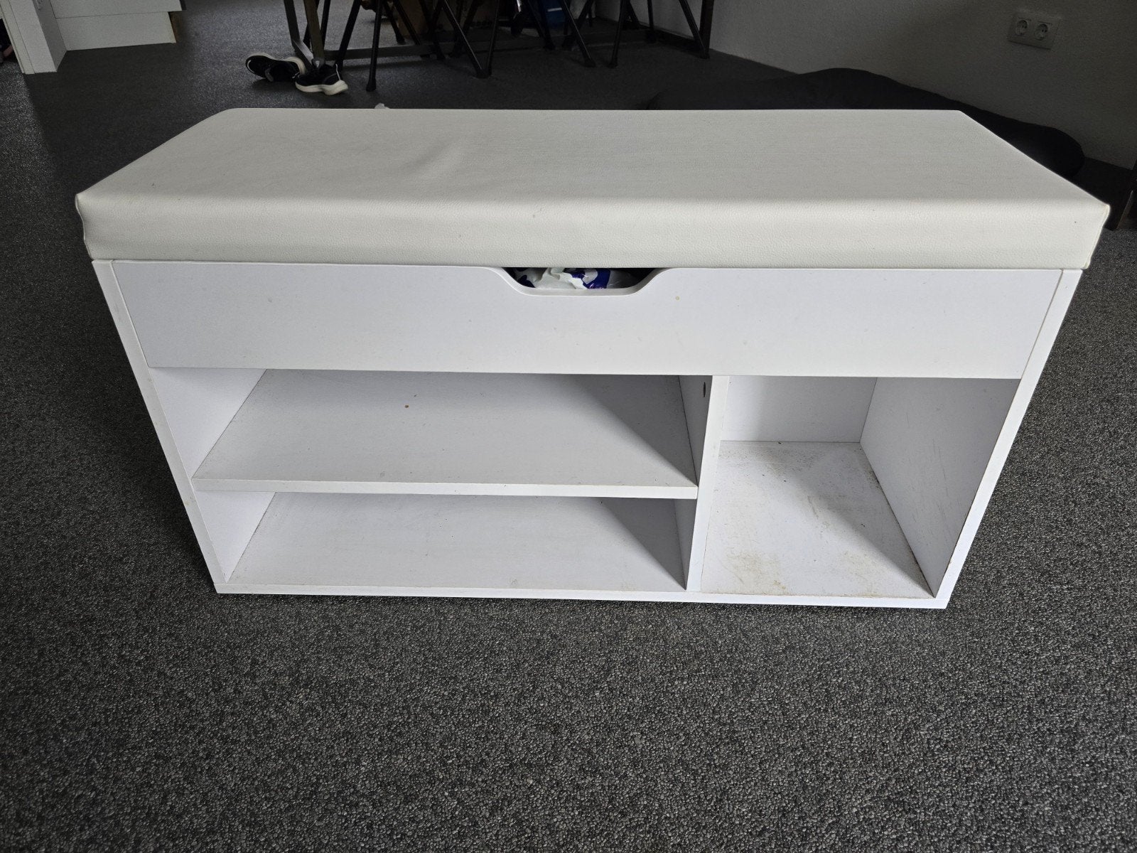 Witte schoenenkast met zitkussen, Ophalen, Gebruikt, Modern