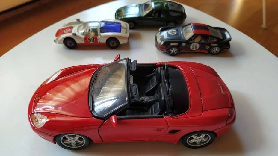 RODE PORSCHE BOXSTER, 1;24, ALS NIEUW!, Ophalen of Verzenden, Zo goed als nieuw, Auto, Overige merken