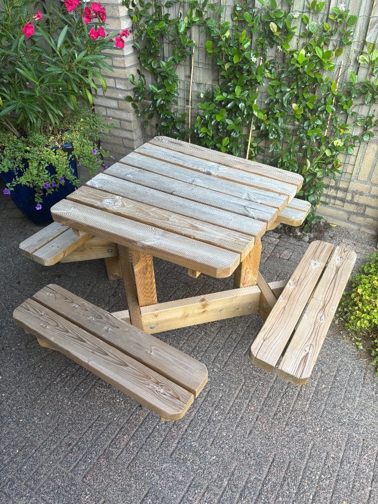 speeltafel / picknicktafel, Kinderen en Baby's, Speelgoed | Speeltafels, Ophalen, Zo goed als nieuw