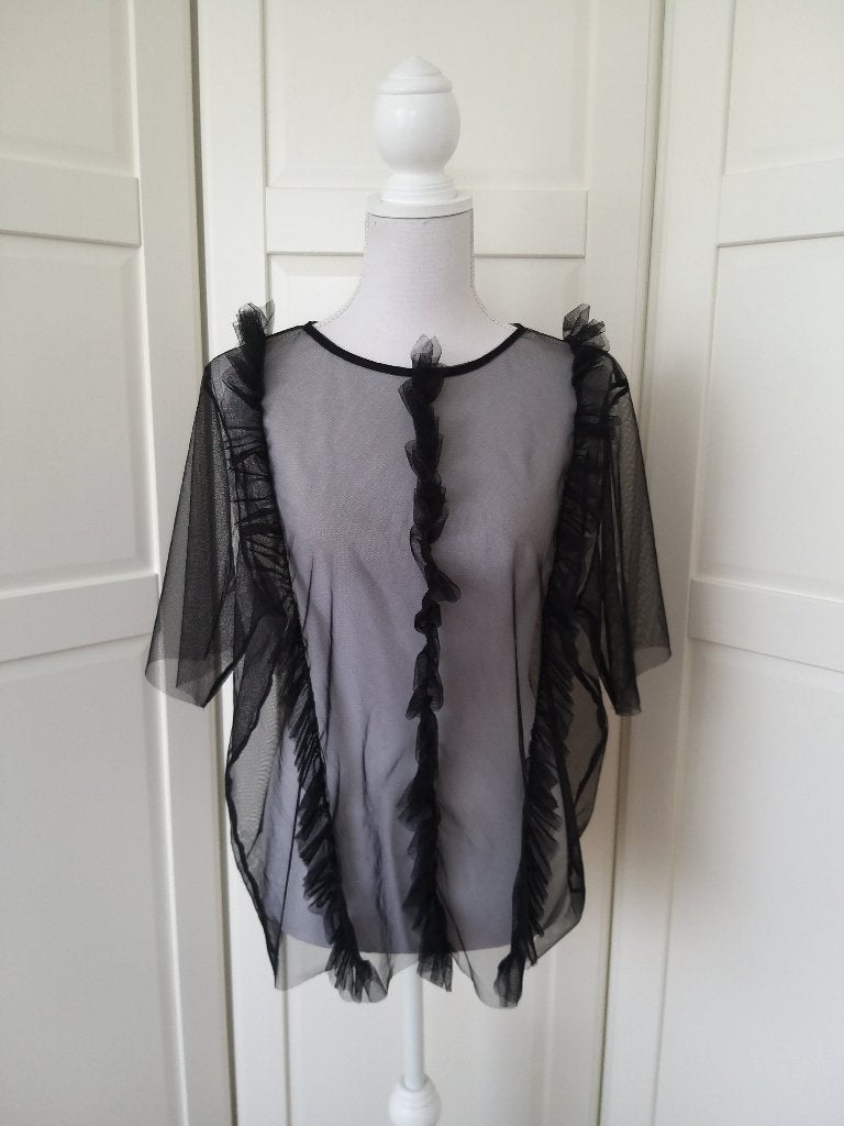 Monki zwarte ruches tule gaas top, maat M (valt als XL), Maat 38/40 (M), Zwart, Ophalen of Verzenden, Korte mouw