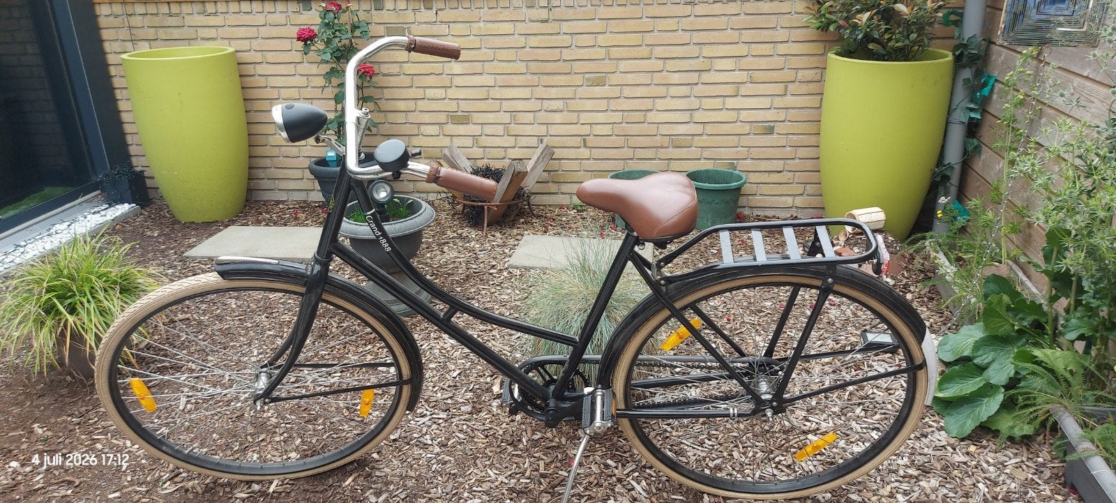 Dutch Flavor damesfiets - Lekke band, lichte krasjes, Fietsen en Brommers, Ophalen, Gebruikt, Overige merken