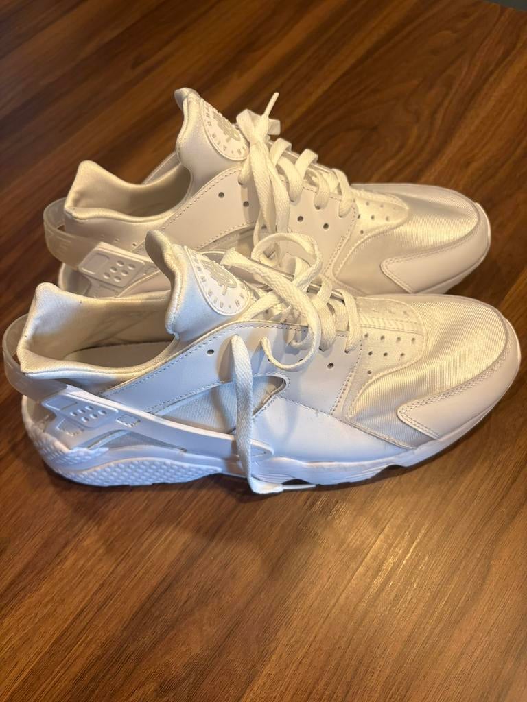 Heren Sneakers (Nike, Adidas, Yeezy), Ophalen, Nieuw, Zwart