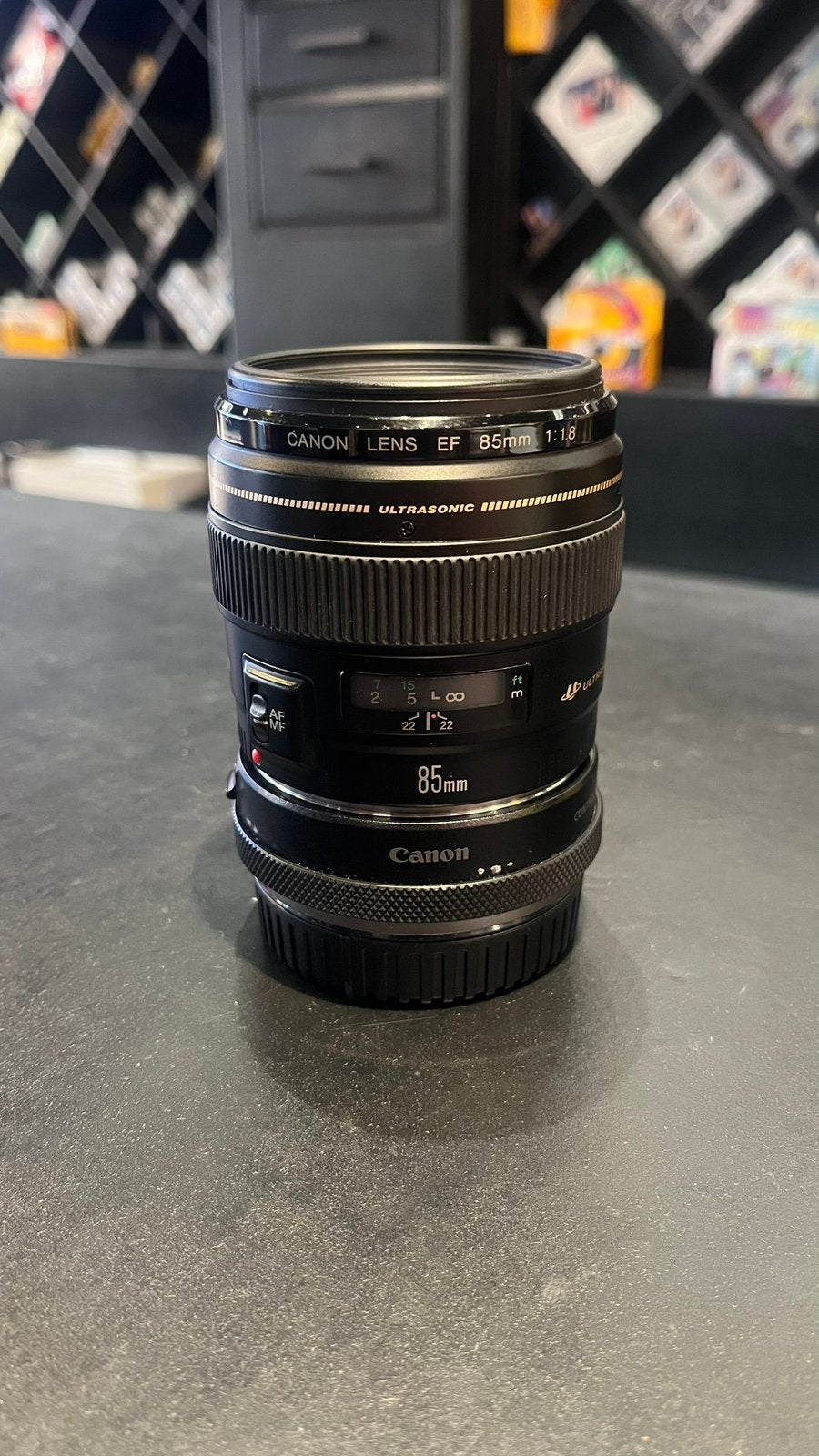 Canon EF 85mm USM f 1.8, Audio, Tv en Foto, Fotografie | Lenzen en Objectieven, Ophalen of Verzenden, Zo goed als nieuw, Telelens
