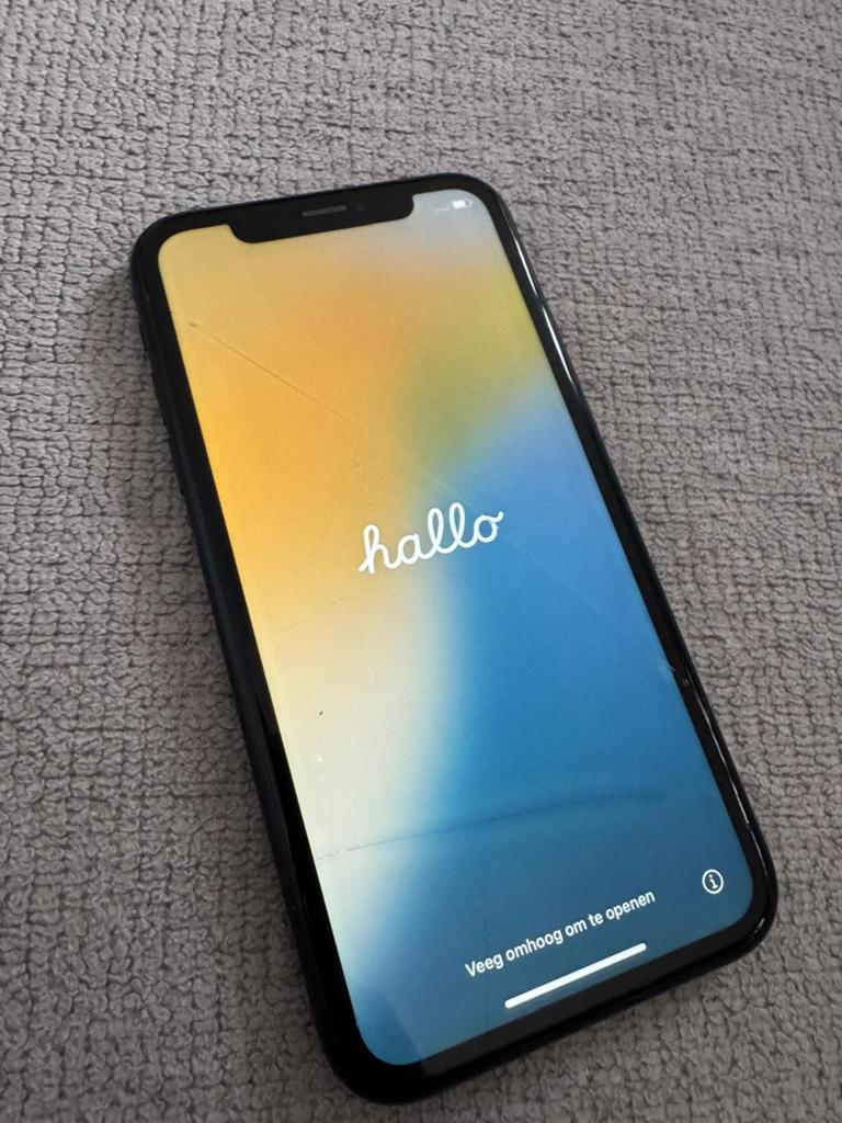 iPhone XR met barst in scherm - Zwart, Gebruikt, Zwart, IPhone XR, Ophalen of Verzenden