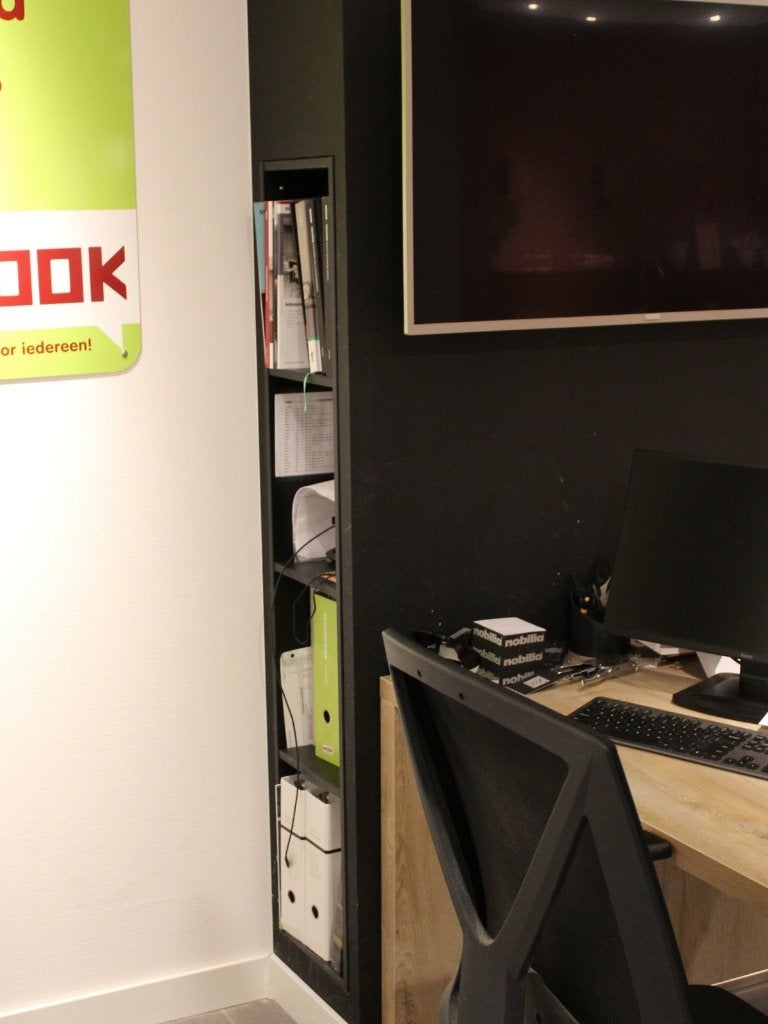 AF19 Kantoorwerkplek met maatwerkkasten – showroommodel, Ophalen, Waldstraße 53-57, 33415 Verl  Duitsland, Nobilia-Werke J. Stickling GmbH & Co. KG