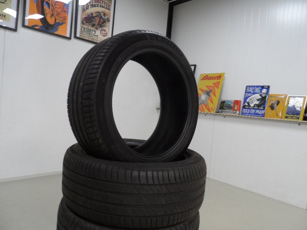 235/45 R18 Michelin Primacy-4 zomerbanden  zeer goede staat, Auto-onderdelen, Banden en Velgen, 18 inch, Info@michelin.com, Gebruikt