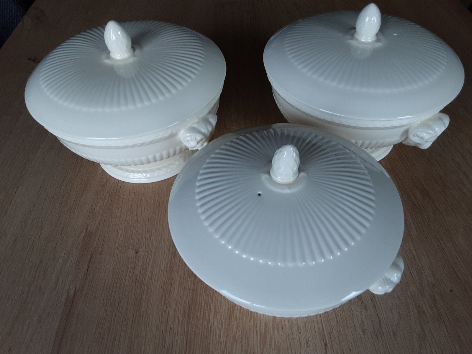 wedgwood Edme dekschalen per stuk, Ophalen, Zo goed als nieuw, Aardewerk, Overige typen
