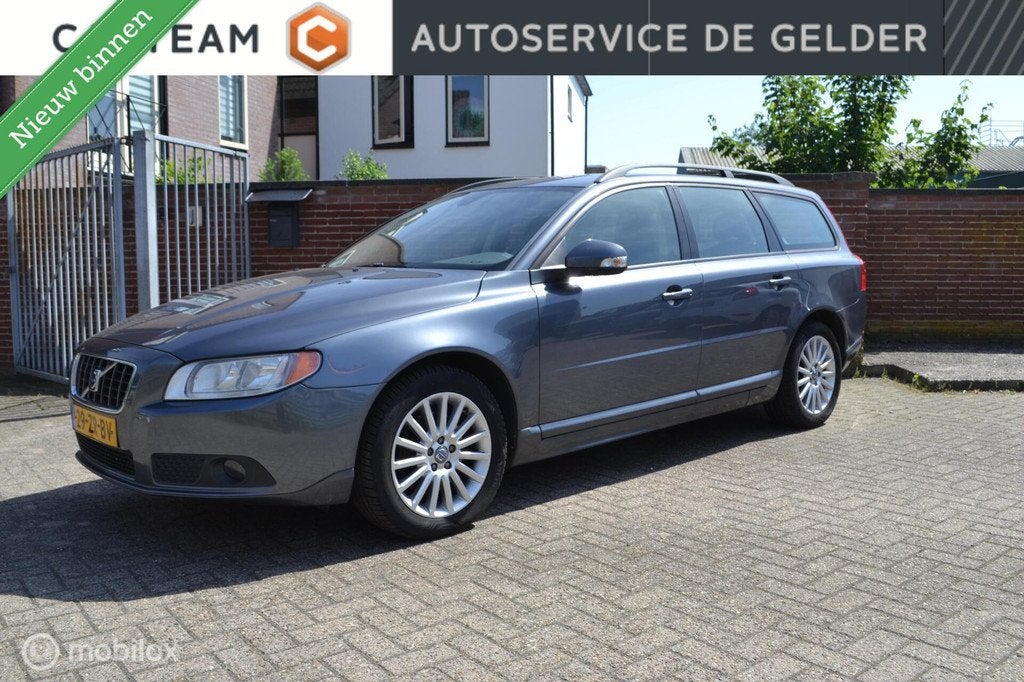 Volvo V70 2.5T Momentum | Leer | Cruise | Climate | Trekhaak, Auto's, Volvo, Bedrijf, Te koop, V70, ABS, Airbags, Airconditioning
