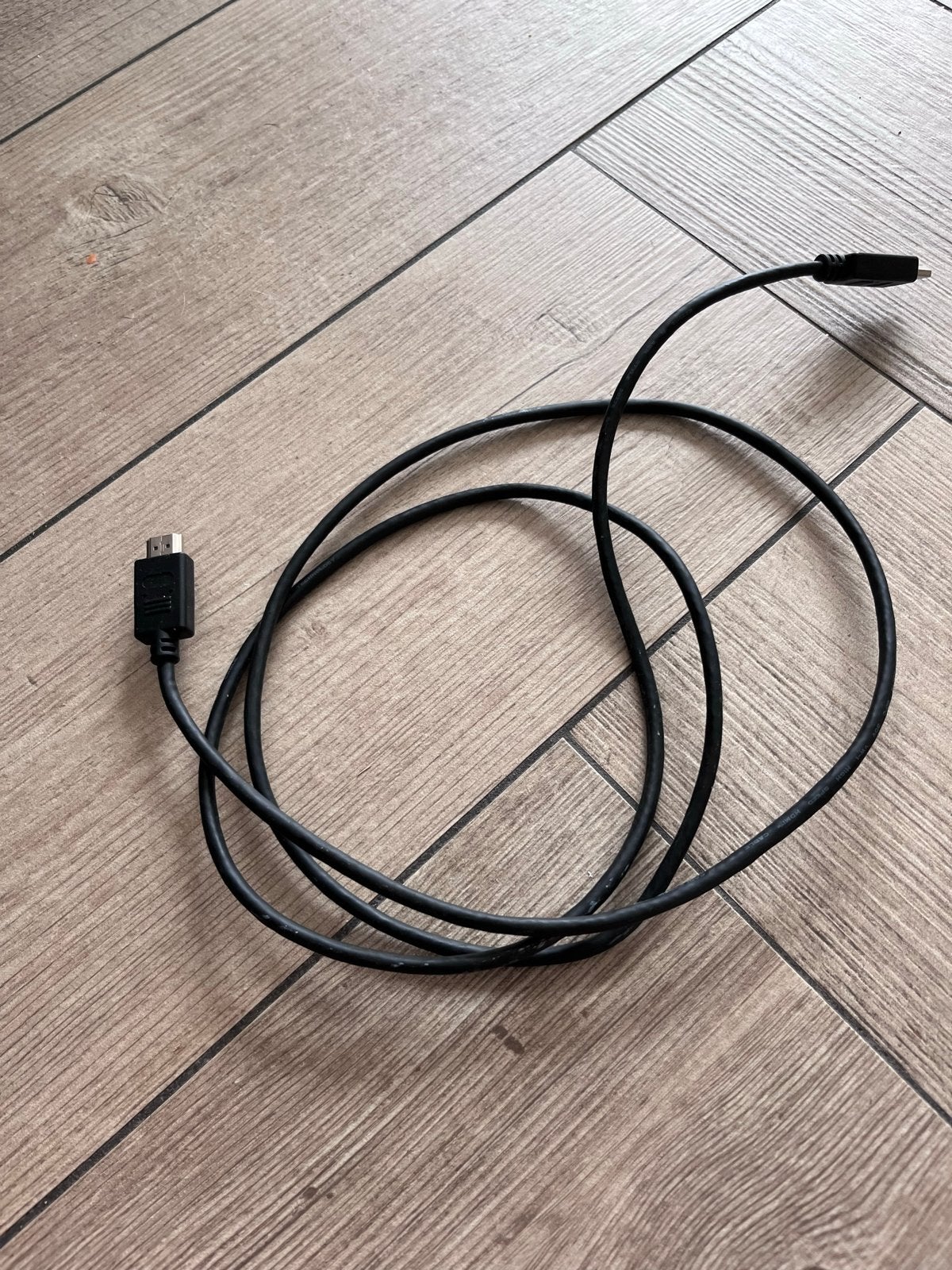 HDMI naar HDMI kabel - zwart, Ophalen of Verzenden, Gebruikt, 2 tot 5 meter, HDMI-kabel