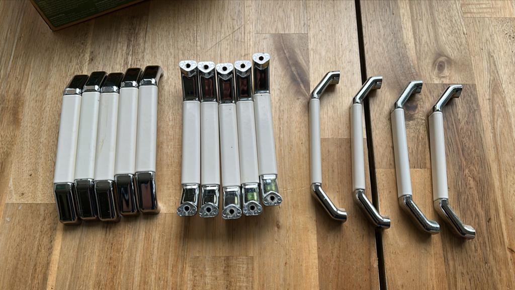 Handgrepen keukenkastjes 14 stuks, Huis en Inrichting, Keuken | Keukenelementen, Ophalen, Minder dan 50 cm, Zo goed als nieuw