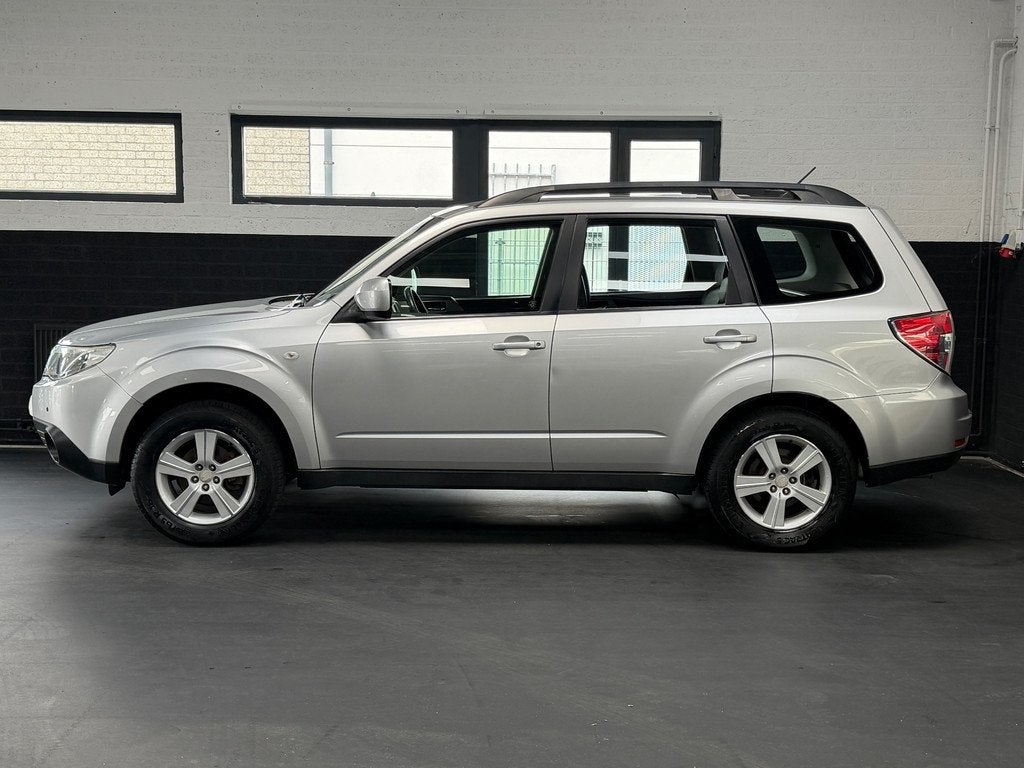 Subaru Forester 2.0 Luxury | Climate | Cruise | Stoelverwarm, Auto's, Subaru, 1994 cc, Zwart, 4 cilinders, Vierwielaandrijving