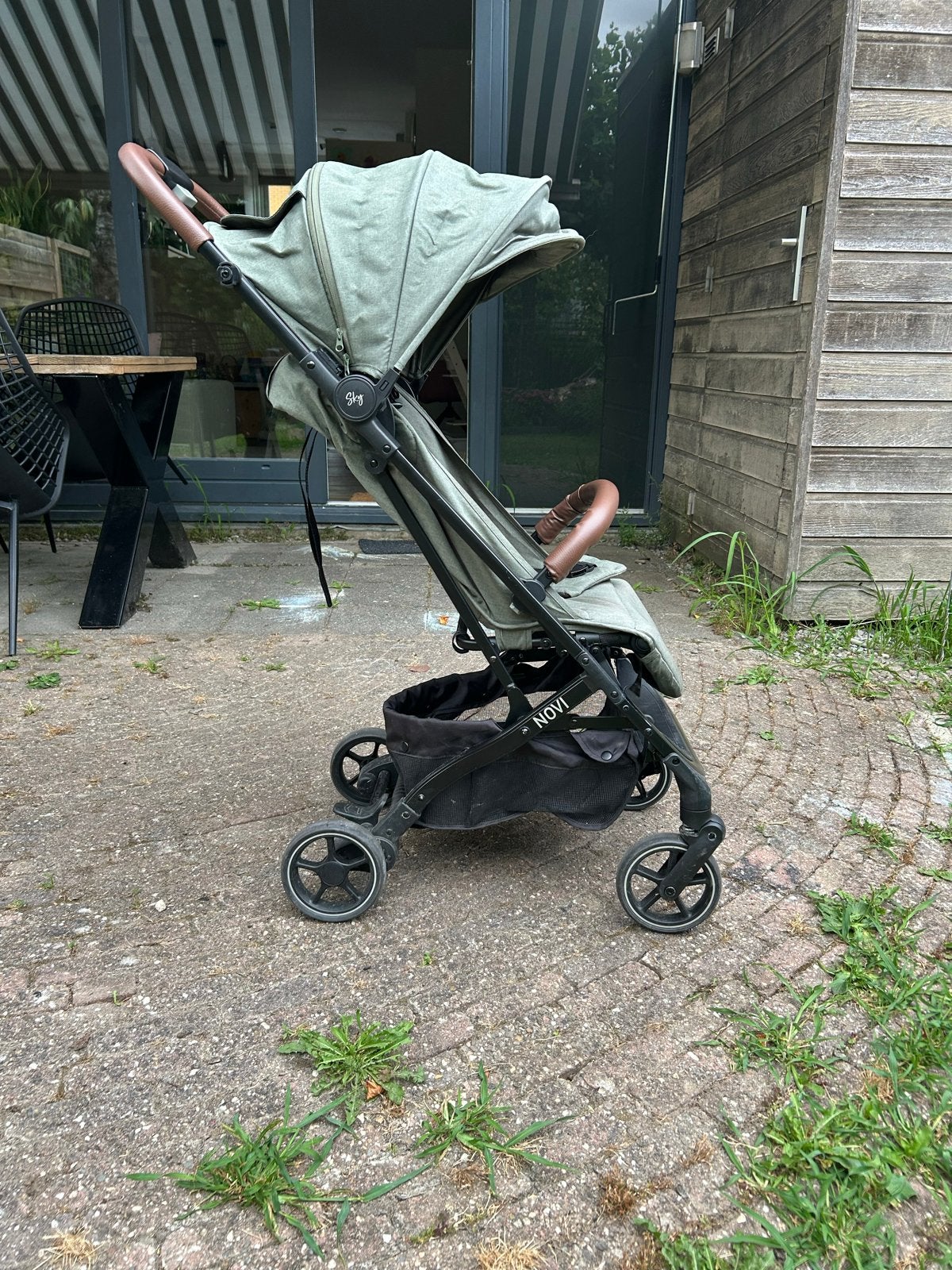 Novi Buggy Sky - Handige en Compacte Reisbuggy, Ophalen, Gebruikt, Kinderwagen, Overige merken
