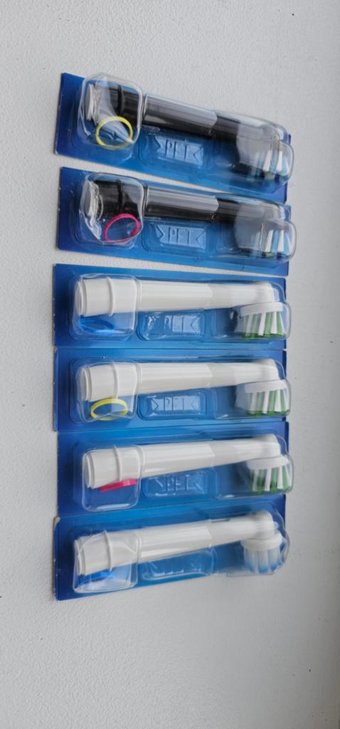 Oral-B Opzetborstels - Nieuw in verpakking (6 stuks), Ophalen of Verzenden, Nieuw, Opzetborstel