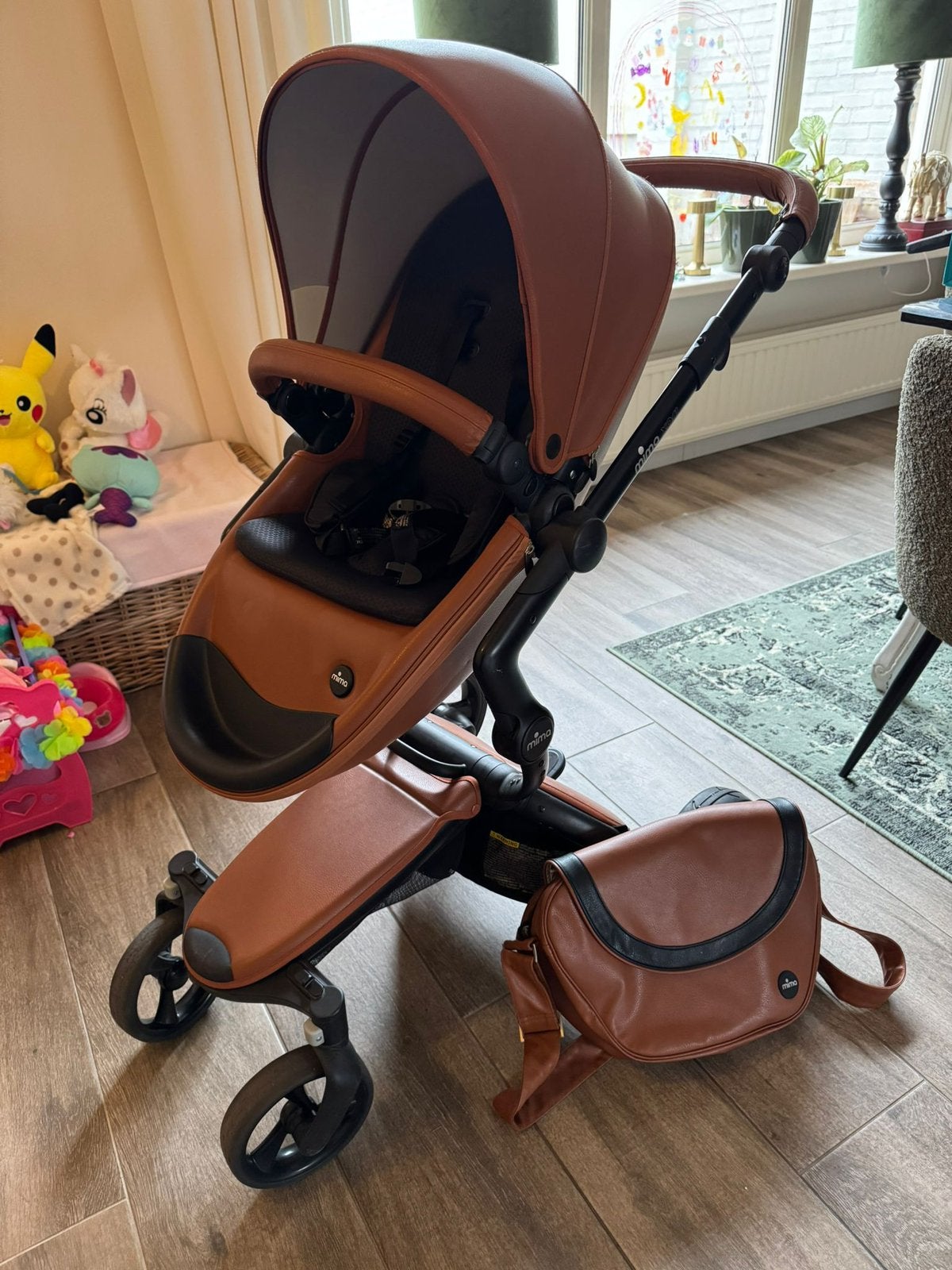 Mima kinderwagen met accessoires, Ophalen, Zo goed als nieuw, Overige merken, Verstelbare duwstang