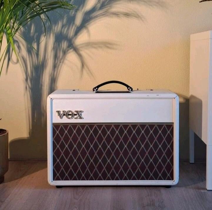 VOX AC10 C1 Buizen Versterker White Bronco Limited Edition, Ophalen, Zo goed als nieuw, Gitaar, Minder dan 50 watt