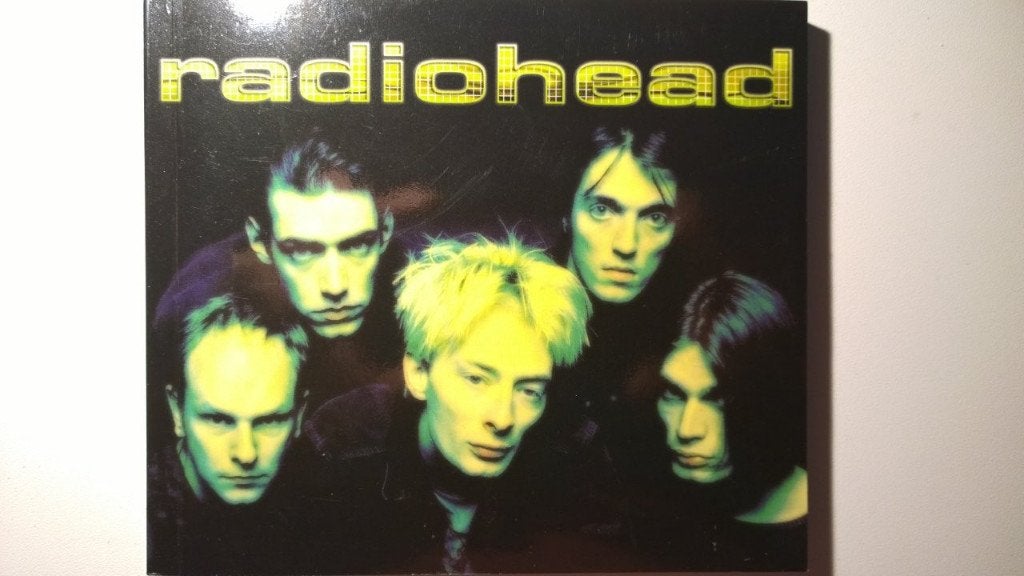 Radiohead - Fully Illustrated Book & Interview Disc, Ophalen of Verzenden, Zo goed als nieuw, Poprock