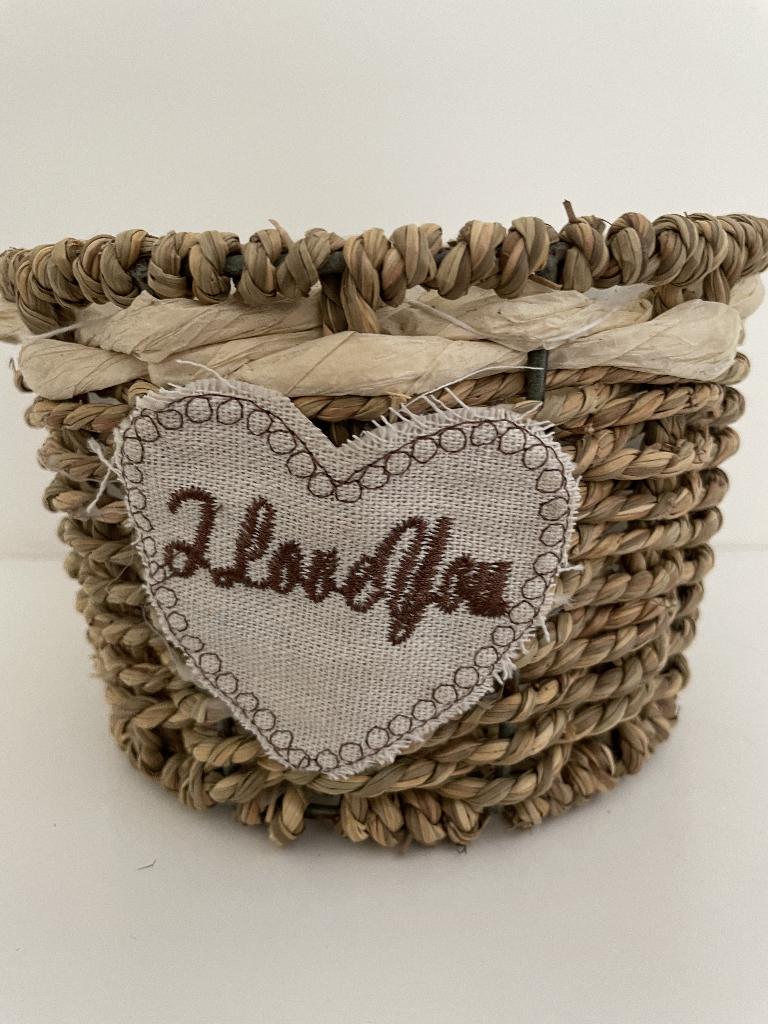Héél veel mandjes!, Huis en Inrichting, Woonaccessoires | Schalen en Manden, Mand, Ophalen of Verzenden, Zo goed als nieuw, Riet
