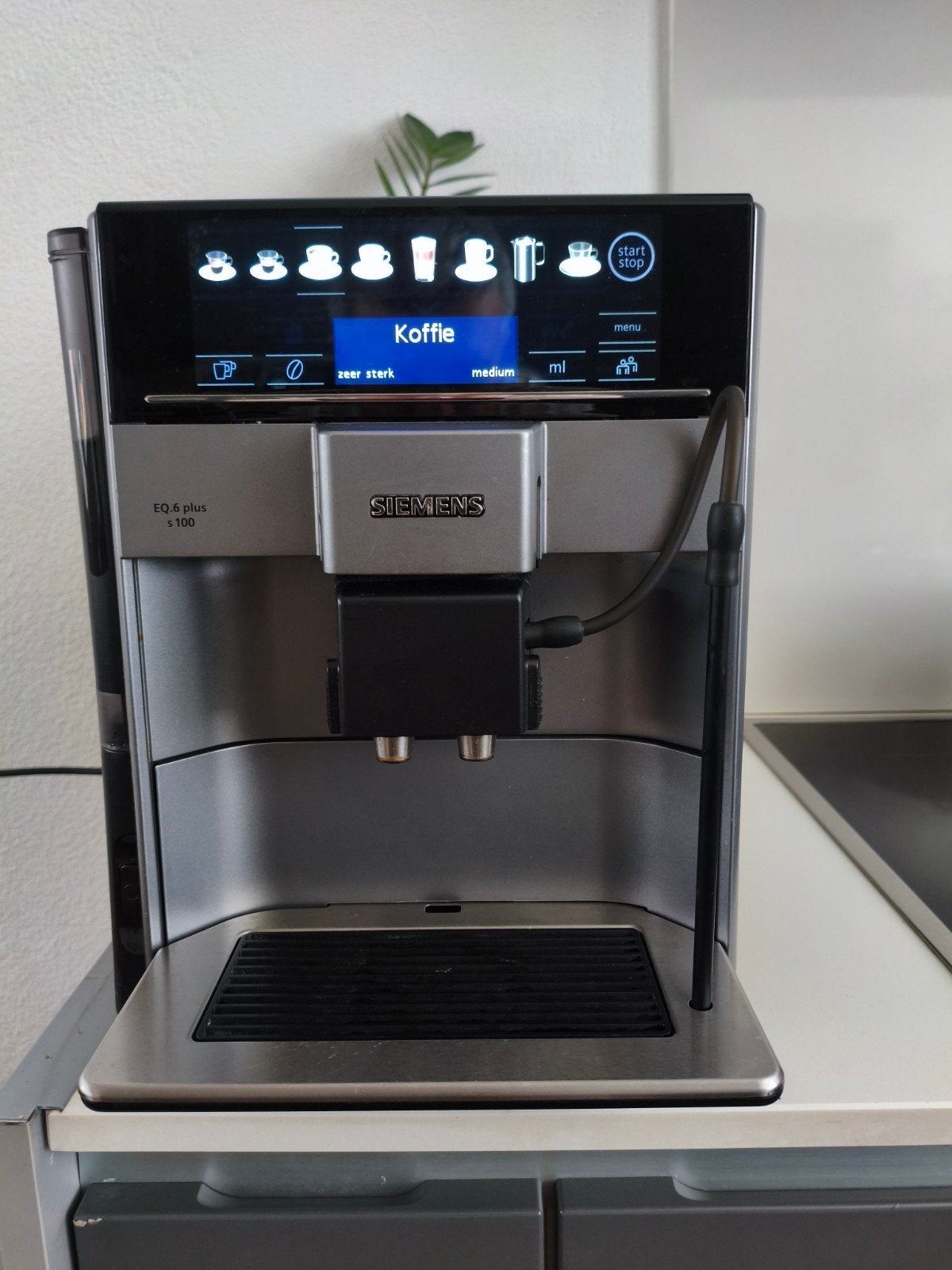 Siemens EQ-6 plus s100, Ophalen, Zo goed als nieuw