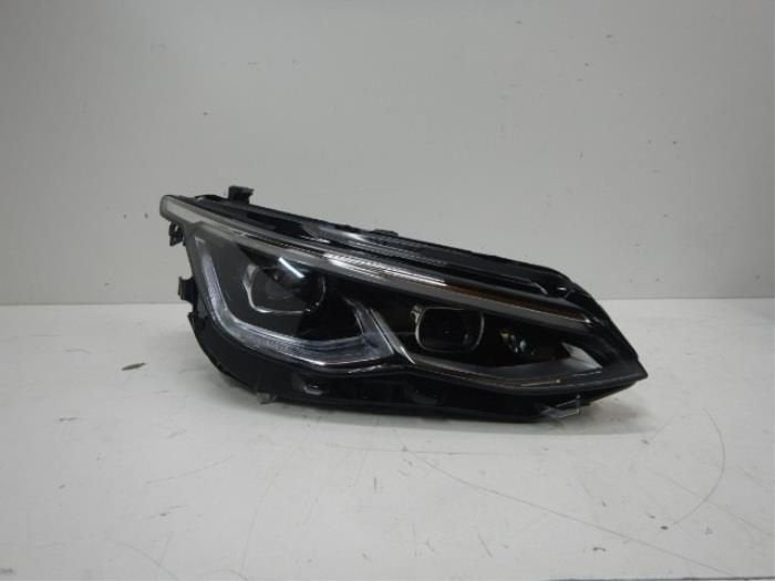 VW Golf 8 VOLLED Koplamp Rechts, Ophalen of Verzenden, Gebruikt