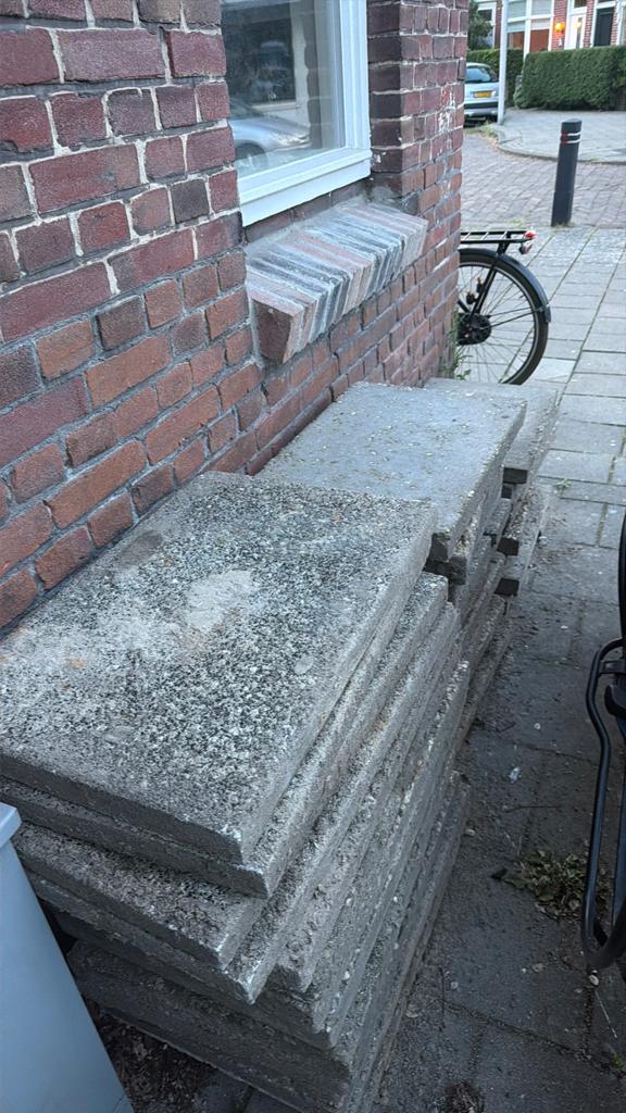 Gratis af te halen stenen, Tuin en Terras, Tegels en Klinkers, Ophalen, Zo goed als nieuw, Beton, Terrastegels