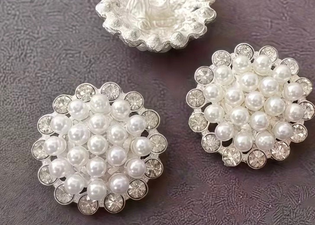 Set van 4 Nieuwe Knopen  2,1cm met Pareltjes en Strass, Ophalen of Verzenden, Nieuw, Knoop of Knopen
