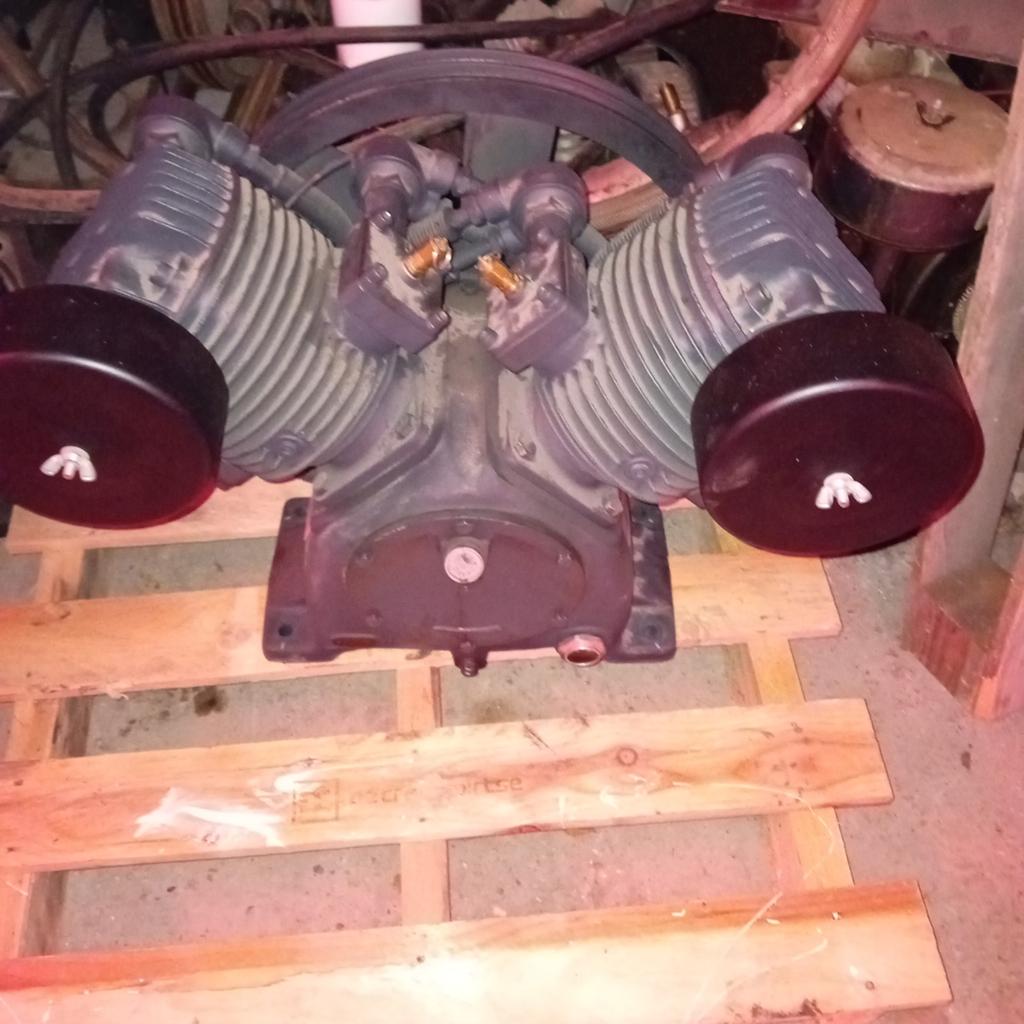 Creemers pompen, Doe-het-zelf en Verbouw, Compressors, 100 liter of meer, Ophalen