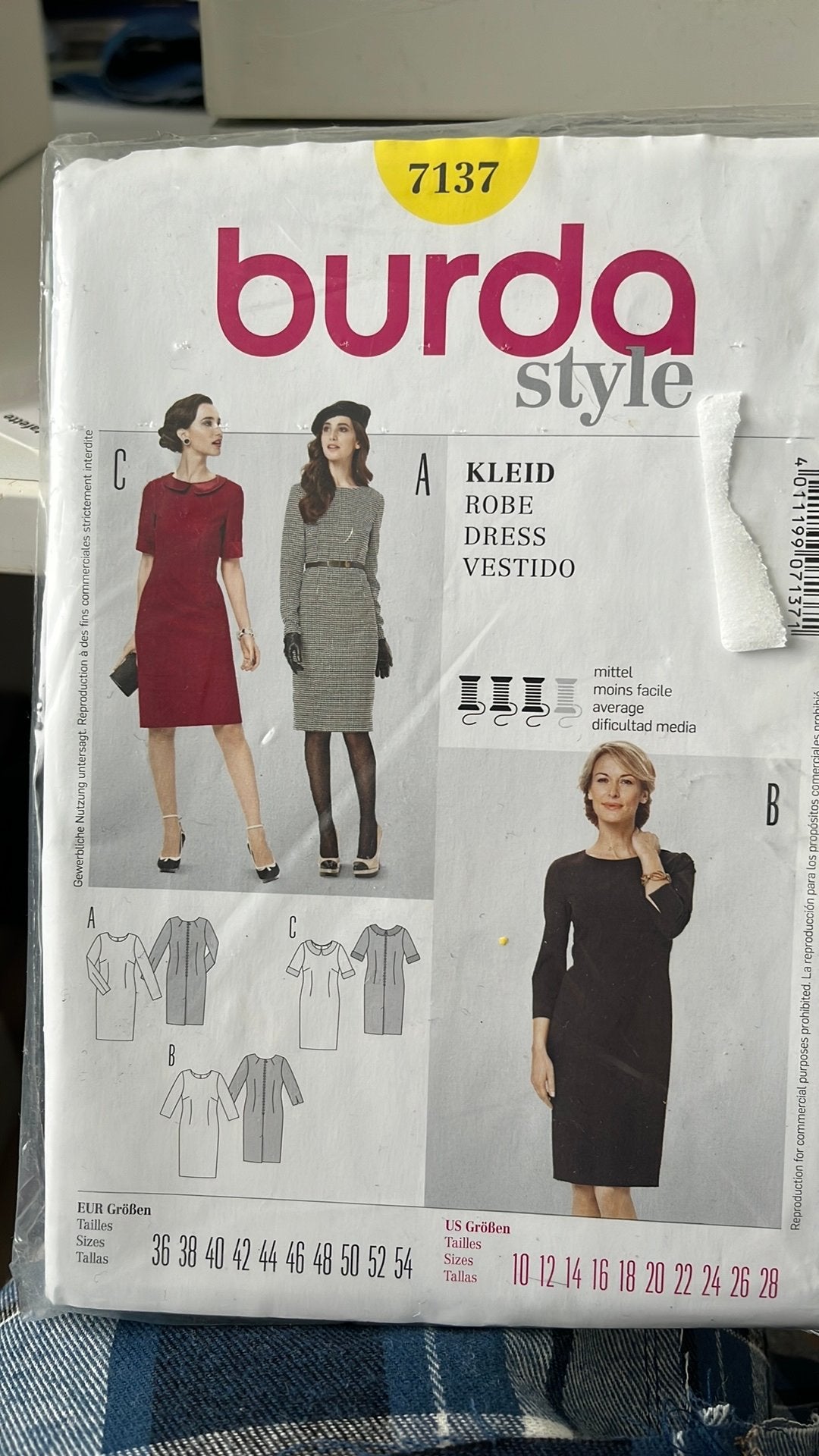 Burda patroon jurk, Hobby en Vrije tijd, Ophalen of Verzenden, Zo goed als nieuw, Vrouw, Burda