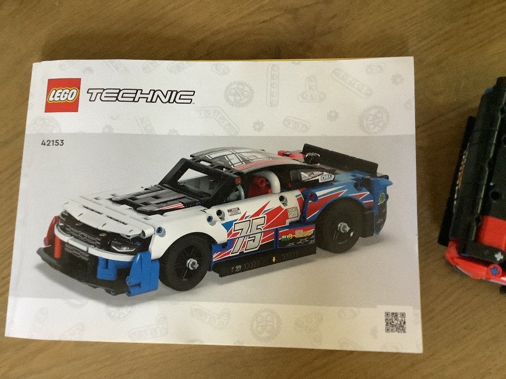 Lego Technic 42153 Chevrolet Camaro ZL1 NASCAR Next Gen, Ophalen, Lego, Compleet, Zo goed als nieuw