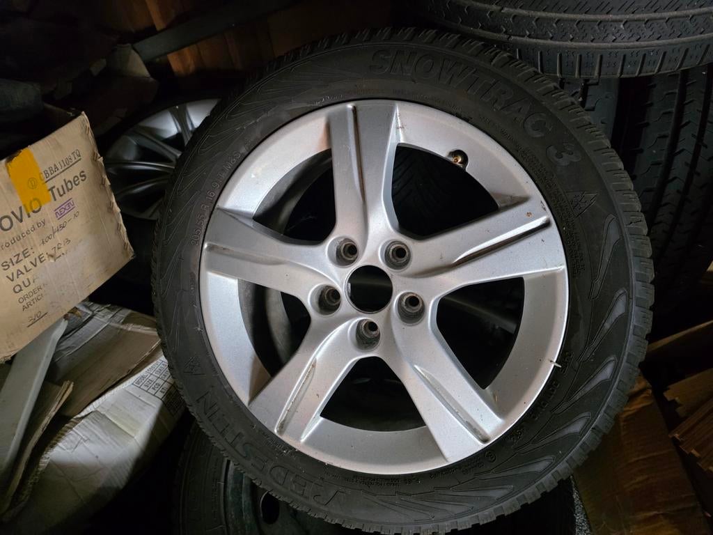 Diverse banden/binnenbanden reservewiel peugeot, Auto-onderdelen, Banden en Velgen, Ophalen, 16 inch, 205 mm, Band(en)