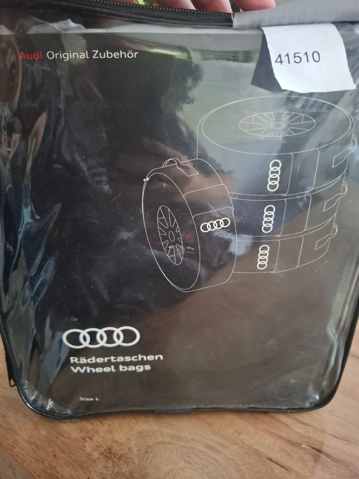 Originele Audi wieltassen maat L, Ophalen of Verzenden, Nieuw