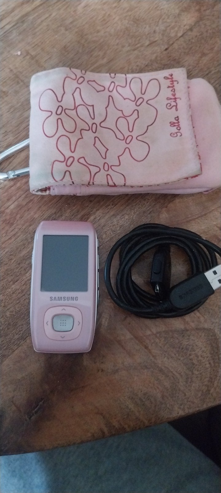 vintage Samsung YP-T9J MP3-speler 1GB roze met hoesje en kab, Ophalen of Verzenden, Gebruikt, Samsung, 2 tot 10 GB