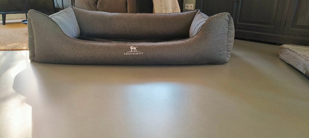 Knuffelwuff hondenbed, Ophalen, Zo goed als nieuw, Overige