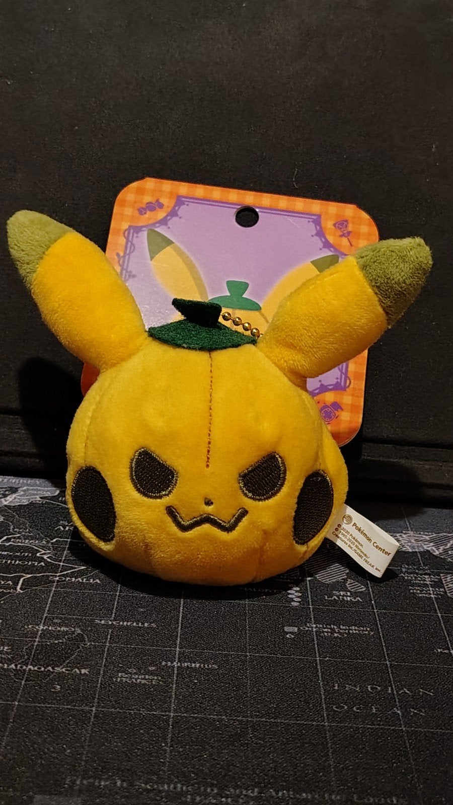 Pokemon Center 2020 Halloween Pikachu Pumpkin Plush Mascot, Oranje, Overige typen, Ophalen of Verzenden, Klein (minder dan 20 cm)