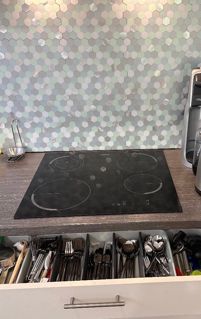 Zanussi ZEI6840FBA inductiekookplaat 60cm 4zones 100%werkend, Witgoed en Apparatuur, Gebruikt, Inbouw, Inductie, 4 kookzones