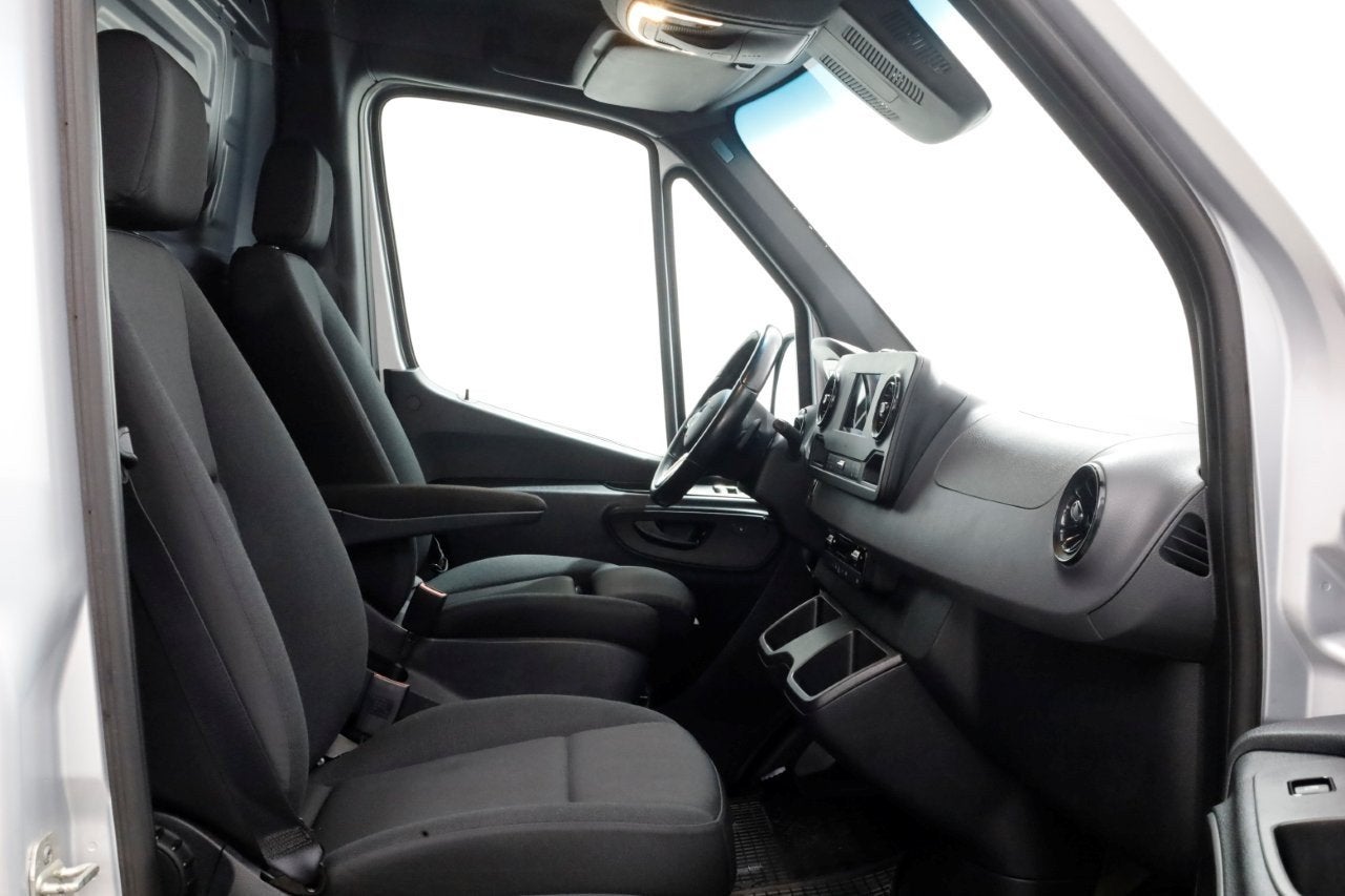 Mercedes-Benz Sprinter 314 CDI 143pk 9G Automaat L1H1 LED/AC, Auto's, Euro 6, Mercedes-Benz, Bedrijf, Diesel