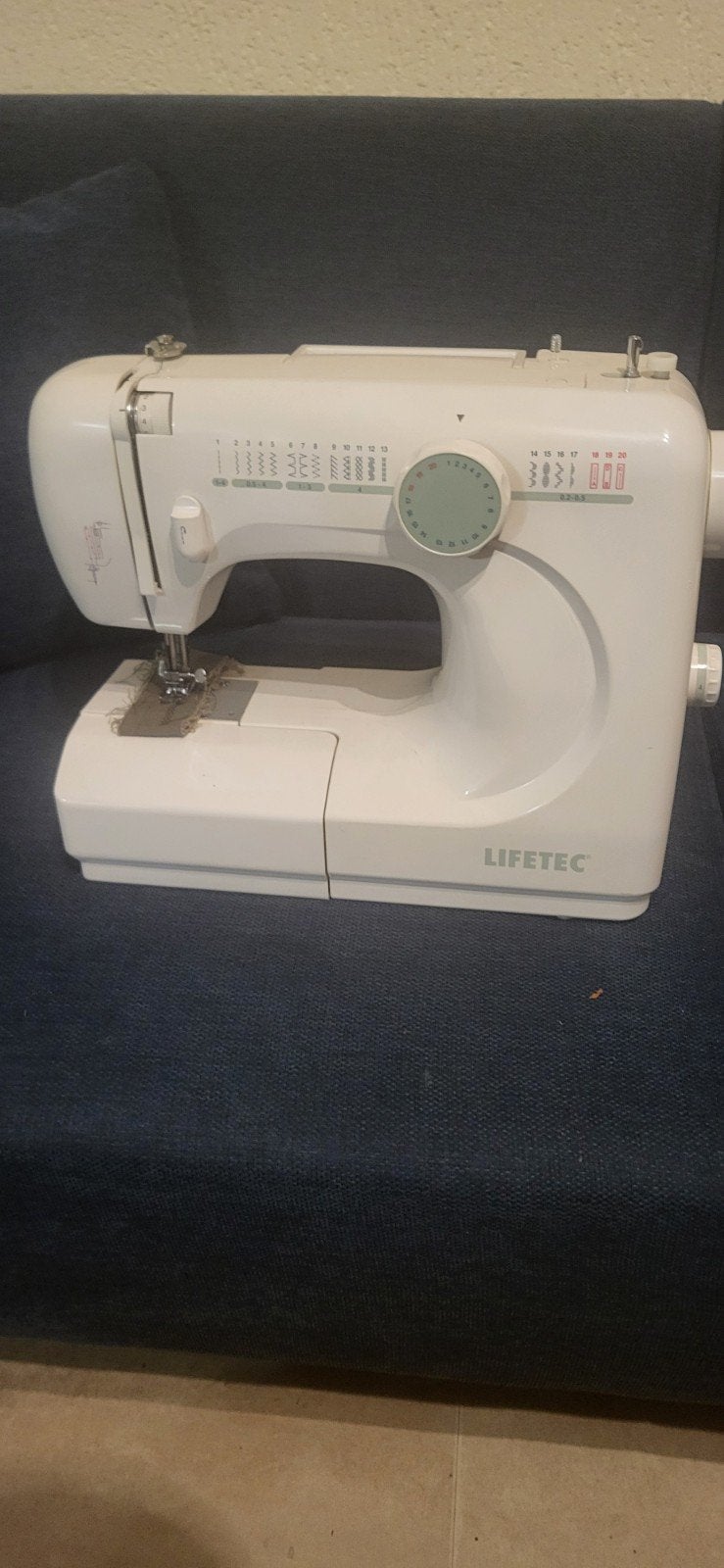 Lifetec Naaimachine - Wit, Gebruikt, Ophalen of Verzenden
