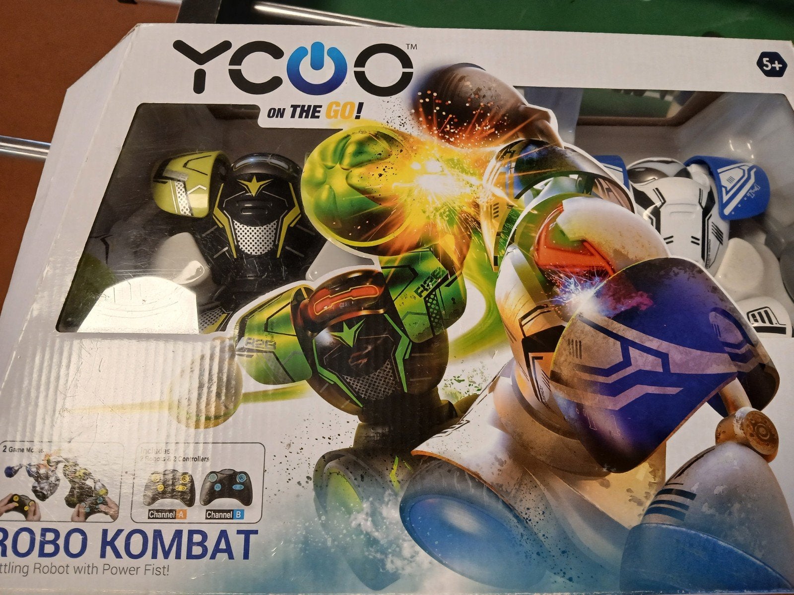 YCOO Robo Kombat - Battling Robots met Power Fist, Ophalen of Verzenden