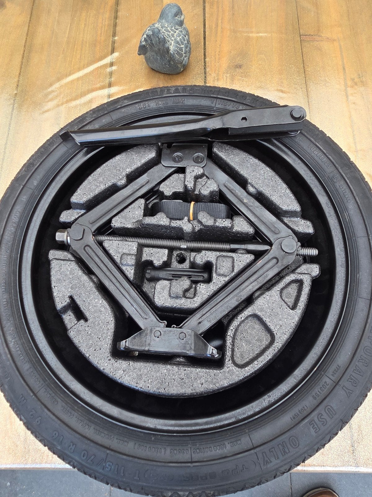 Opel astra reservewiel met krik en gereedschap - T115/70 R16, Ophalen of Verzenden, Manueel, Schaarkrik