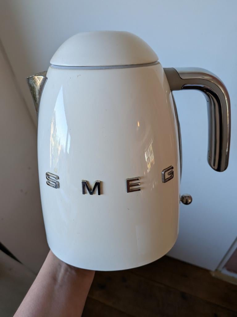 Smeg waterkoker, 1 tot 2 liter, Ophalen, Gebruikt